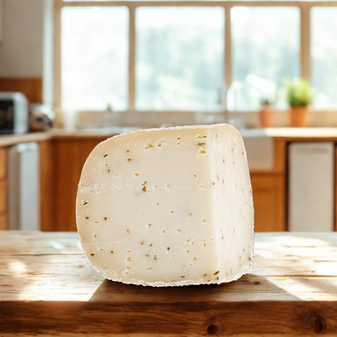 Campì semi di finocchio – Caciotta di bufala con semi di finocchio